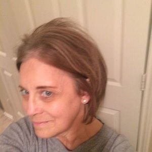 Meet your Posher, Janine